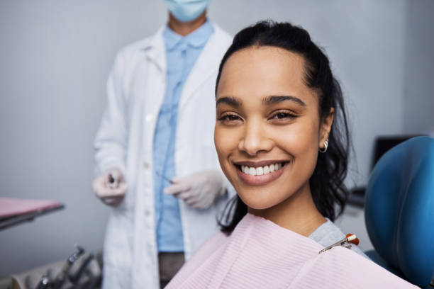 Best Cosmetic Dentistry  in Meadow Oaks, FL